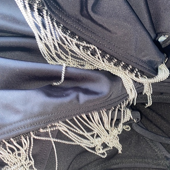 NEW INVENTORY 🔥Solid Fringe Hem One Piece Swimsuit🔥 - Picture 7 of 7